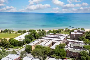 7025 N Sheridan Rd, Chicago, IL 60626 - Photo 19