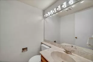 545 Alton Ct, Carol Stream, IL 60188 - Photo 11