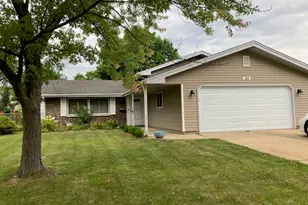 324 W Weathersfield Way, Schaumburg, IL 60194 - Photo 1