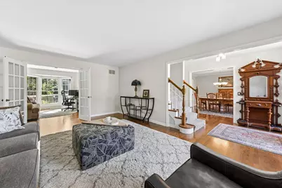 832 Wexford Court, Naperville, IL 60540 - Photo 5