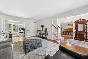832 Wexford Ct, Naperville, IL 60540 - Photo 5