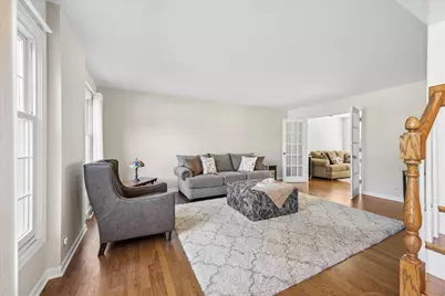 832 Wexford Court, Naperville, IL 60540 - Photo 7