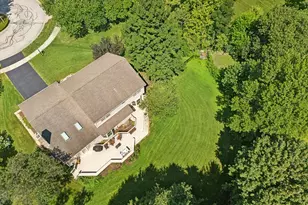 832 Wexford Ct, Naperville, IL 60540 - Photo 43