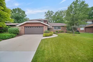 13060 S Cypress Ln, Palos Heights, IL 60463 - Photo 1