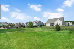 1135 Hilldale Dr, Saint Charles, IL 60175 - Photo 29