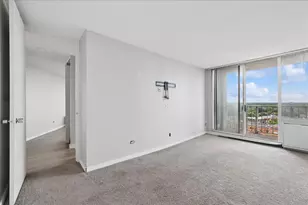 3925 Triumvera Dr, Glenview, IL 60025 - Photo 17