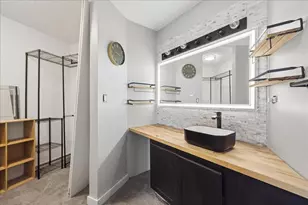 3925 Triumvera Dr, Glenview, IL 60025 - Photo 19