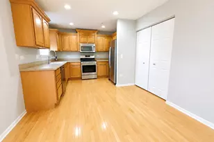3131 Saganashkee Ln, Naperville, IL 60564 - Photo 3