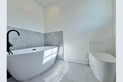 2427 W Grenshaw Street #2, Chicago, IL 60612 - Photo 15