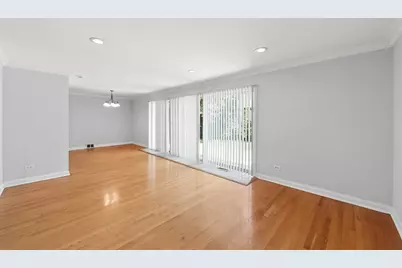 2117 Parkview Court, Wilmette, IL 60091 - Photo 7