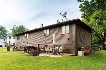 77 Joy Street #77, Sugar Grove, IL 60554 - Photo 3