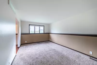 77 Joy Street #77, Sugar Grove, IL 60554 - Photo 5