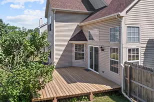 990 Pennwood Ln, Bolingbrook, IL 60440 - Photo 23