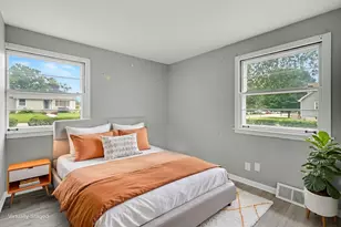 2104 Webb St, Crest Hill, IL 60403 - Photo 13