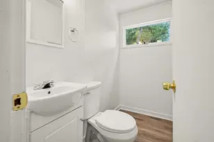 2104 Webb St, Crest Hill, IL 60403 - Photo 11