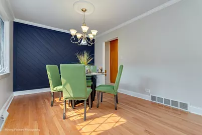 8517 W Carmen Avenue, Chicago, IL 60656 - Photo 11