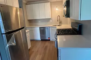 2201 Graystone Dr, Joliet, IL 60431 - Photo 5