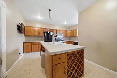 319 S Hennepin Avenue, Dixon, IL 61021 - Photo 11