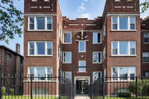 7431 S Paxton Ave, Chicago, IL 60649 - Photo 1