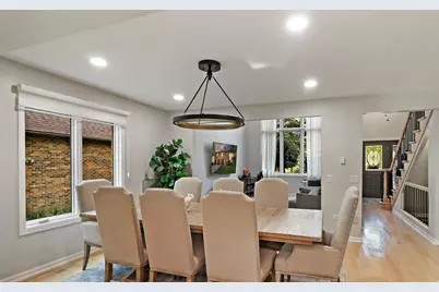 196 Rosedale Court, Bloomingdale, IL 60108 - Photo 5