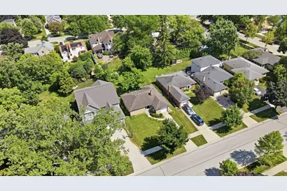13 S School Street, Mount Prospect, IL 60056 - Photo 3