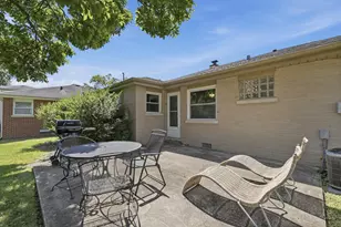 13 S School St, Mount Prospect, IL 60056 - Photo 27