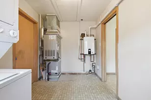 13 S School St, Mount Prospect, IL 60056 - Photo 21