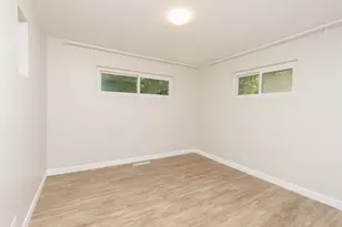 255 W Daniels Rd, Palatine, IL 60067 - Photo 17