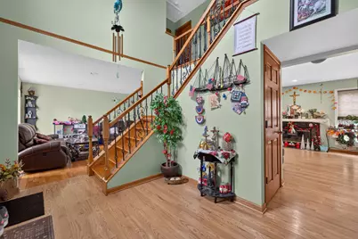 1162 Hyannis Circle, Carol Stream, IL 60188 - Photo 3
