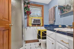 1335 Kenilworth Ave, Berwyn, IL 60402 - Photo 13