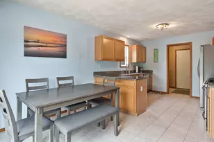 3078 Derbyshire Dr, Machesney Park, IL 61115 - Photo 9