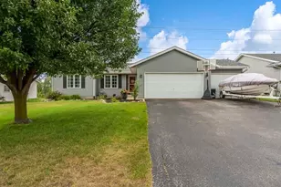 3078 Derbyshire Dr, Machesney Park, IL 61115 - Photo 43