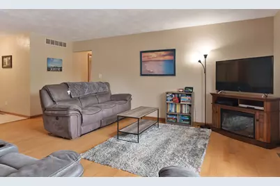 3078 Derbyshire Drive, Machesney Park, IL 61115 - Photo 7