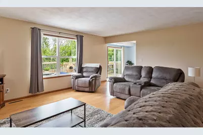 3078 Derbyshire Drive, Machesney Park, IL 61115 - Photo 5