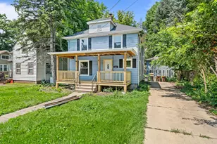 1438 Jackson St, Rockford, IL 61107 - Photo 3