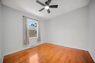 11834 S Campbell Ave, Chicago, IL 60655 - Photo 23