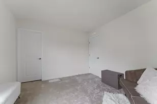 1017 Kessler Dr, Mundelein, IL 60060 - Photo 21