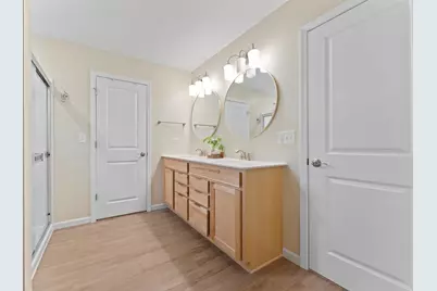 1017 Kessler Drive, Mundelein, IL 60060 - Photo 17