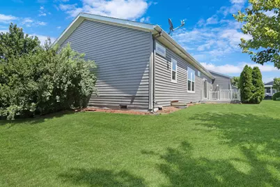 1810 Blue Ribbon Lane, Grayslake, IL 60030 - Photo 29