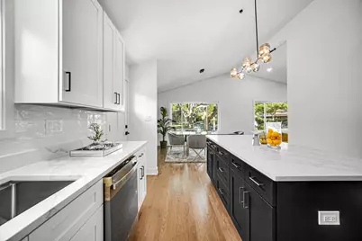 548 Leamington Avenue, Wilmette, IL 60091 - Photo 7