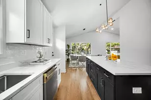 548 Leamington Ave, Wilmette, IL 60091 - Photo 7