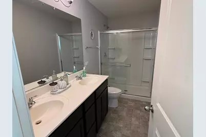 701 Hickory Street #701, Mundelein, IL 60060 - Photo 5