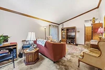 413 Travelaire Avenue, Naperville, IL 60565 - Photo 3