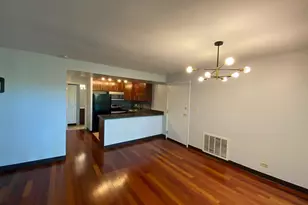 5813 Oakwood Dr, Lisle, IL 60532 - Photo 3