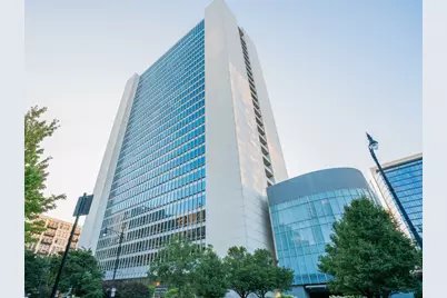 500 W Superior Street #2401, Chicago, IL 60654 - Photo 43