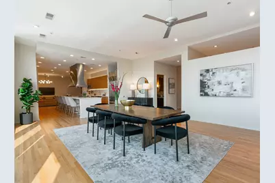 500 W Superior Street #2401, Chicago, IL 60654 - Photo 17