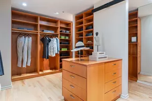 500 W Superior St, Chicago, IL 60654 - Photo 35