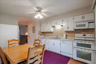 103 S Towanda Ave, Normal, IL 61761 - Photo 9