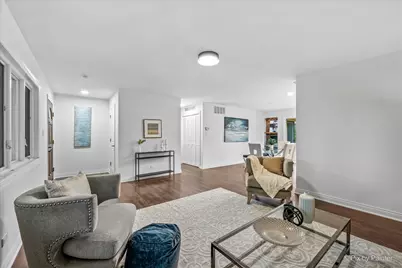 1059 Hickory Lane, Elk Grove Village, IL 60007 - Photo 13