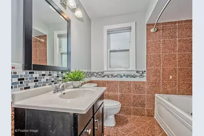 8646 Harms Road, Skokie, IL 60077 - Photo 17
